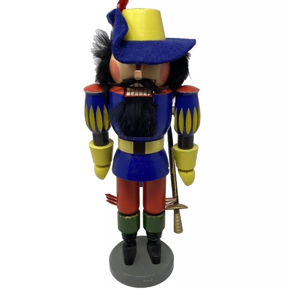 VTG ERZGEBIRGE GERMANY HAND CRAFTED WOODEN LARGE 13" MUSKETEER NUTCRACKER - Picture 5 of 9